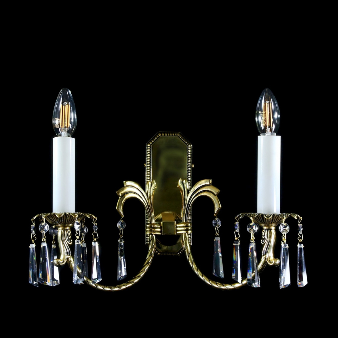 Бра с металлическими рожками