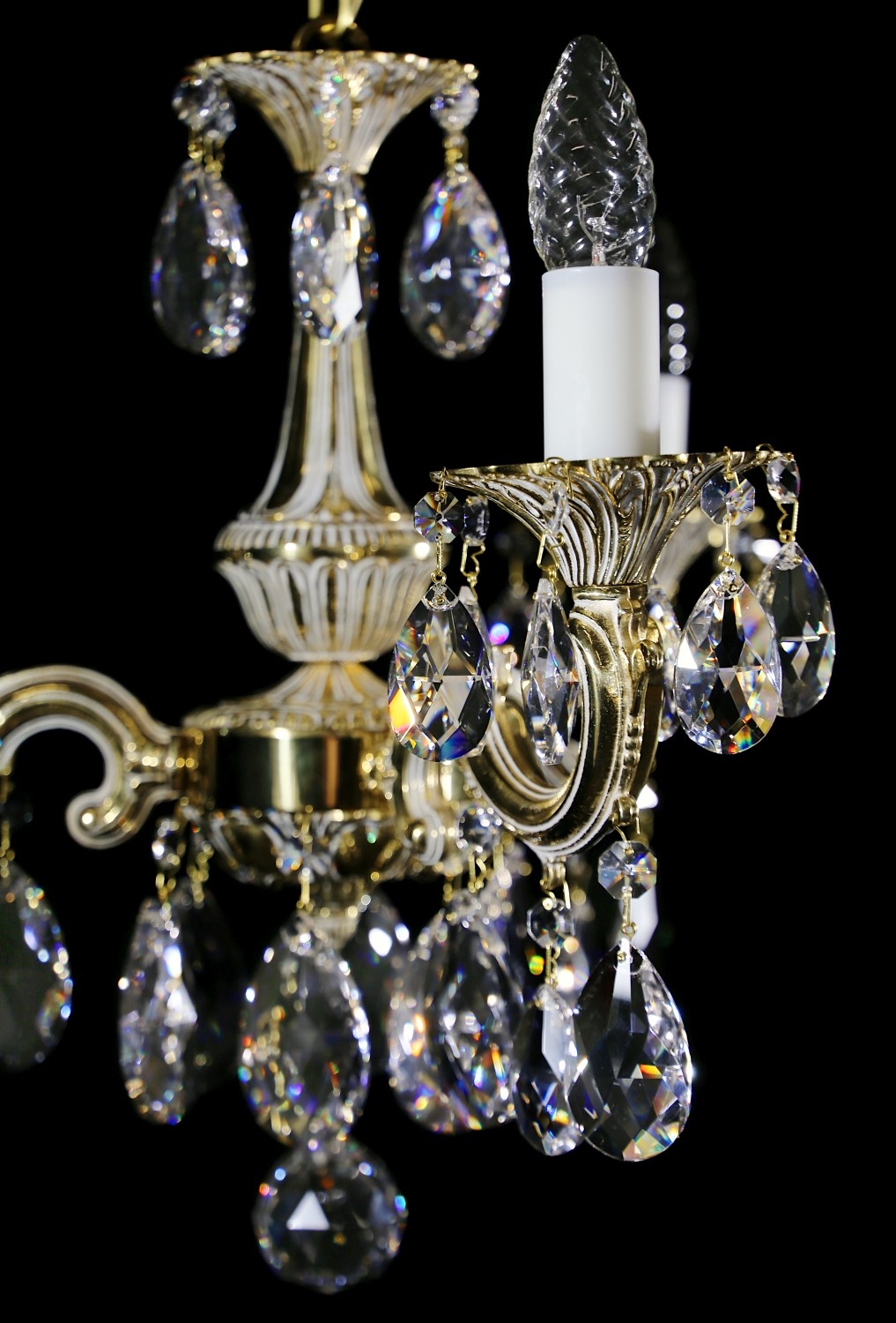 JARMILA III. WHITE GOLD CE